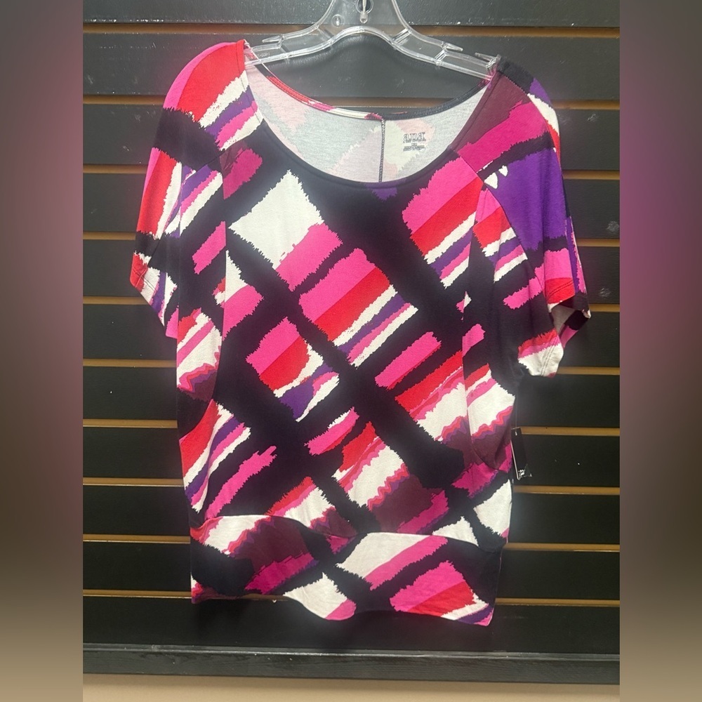 a.n.a Pink Black Abstract Print Short Sleeve Top Size M NWT